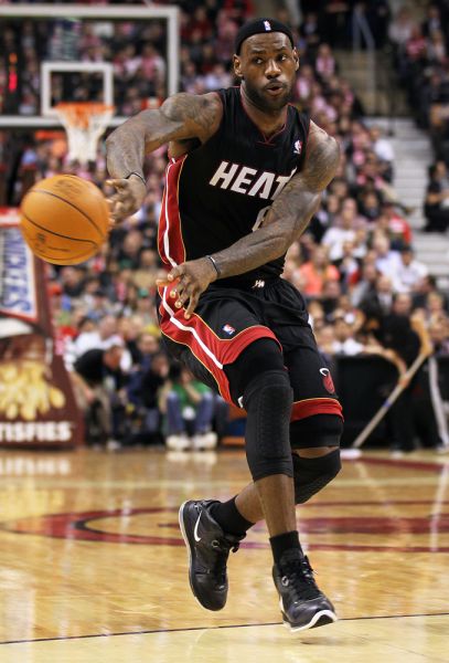 哈登持续用 哈登持续用